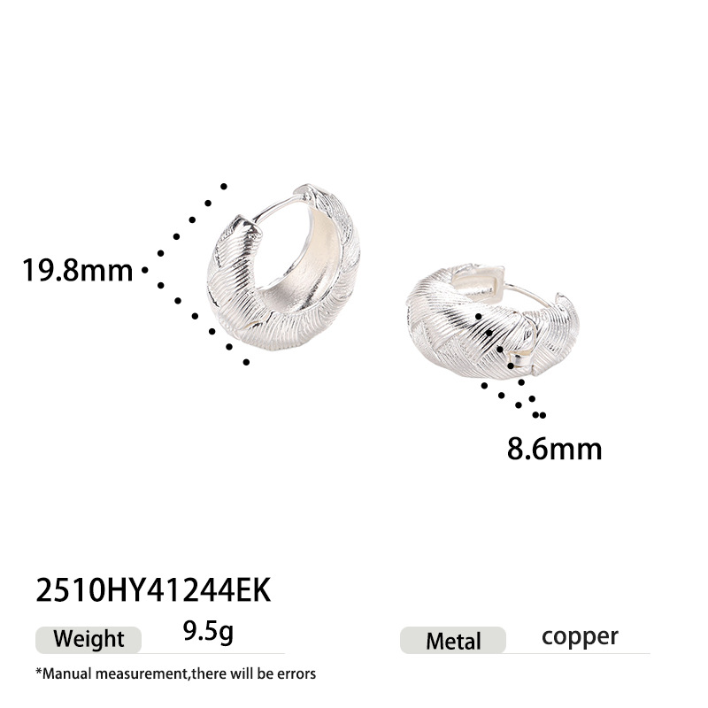 Moda europea y americana estilo de moda sofisticado estilo de alta calidad personalidad simple universal viaje otoño y invierno nuevos aretes de temperamento