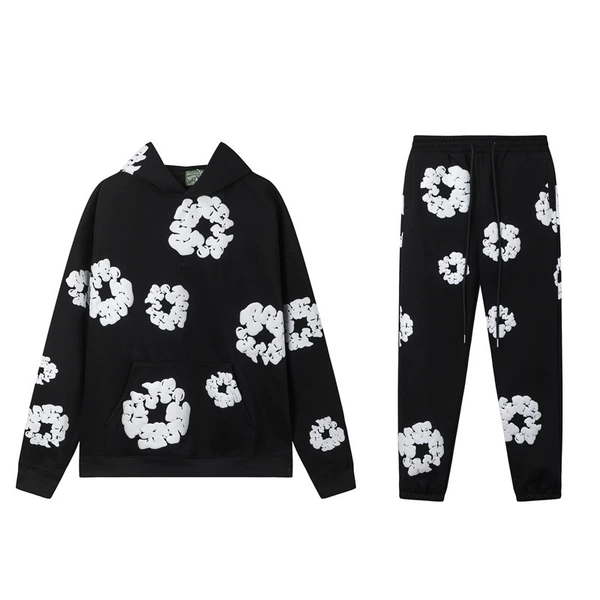 Black sweatshirt