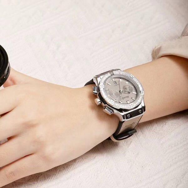 Trend women's watch