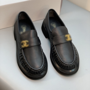 �W��С���L��ƤŮ��Ь�ް��R�˿p������Ь����СƤЬ�͹ŕr�аٴ�