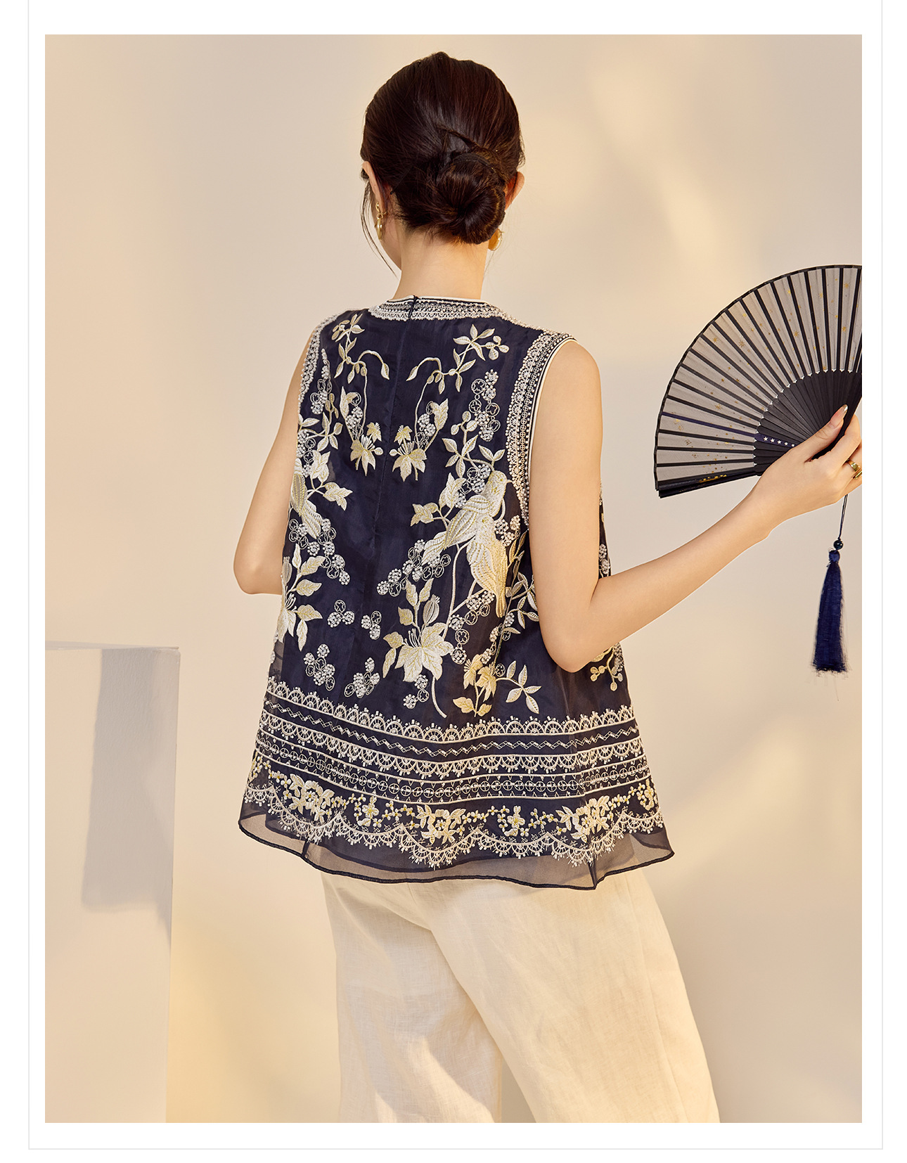 Áo vest không tay cổ tròn đính cườm nặng lụa tơ tằm phong cách Tân Trung Hoa ZX N6013 — màu xanh hải quân chi tiết 14