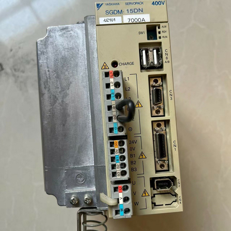 全新原装YASKAWA安川  SGDM-15DN  伺服驱动器电机欢迎询价