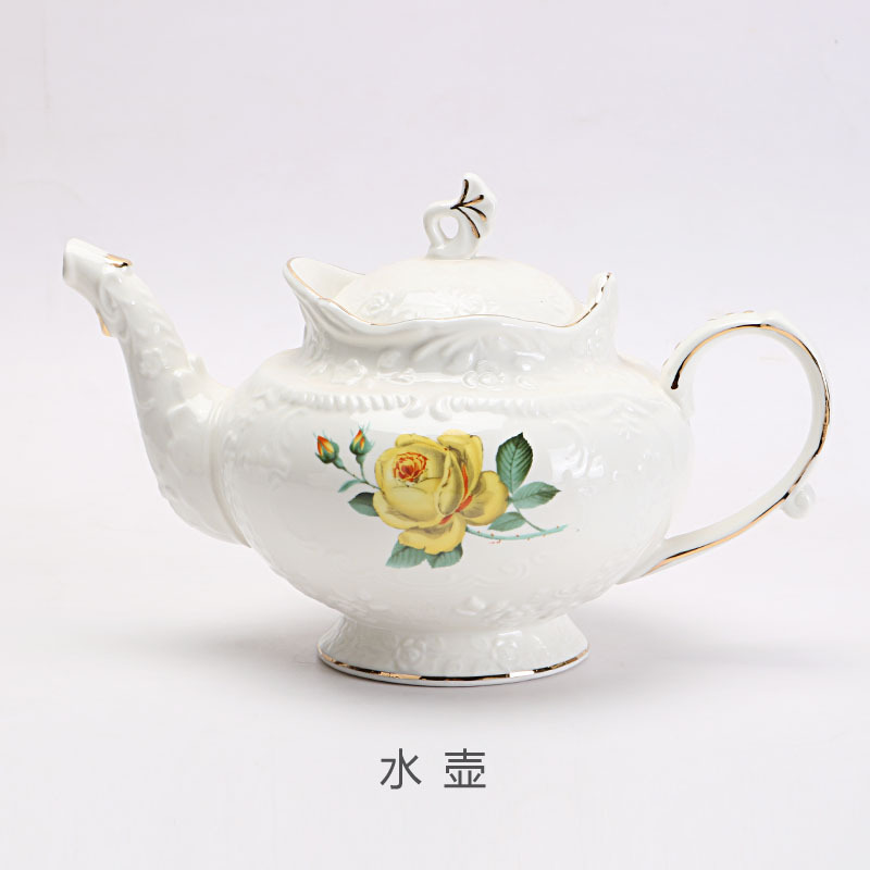 French Retro Phnom Penh Color crema Té de la tarde fresco Taza de café Plato Taza de té con leche de boca grande Tetera Juego de caja de regalo