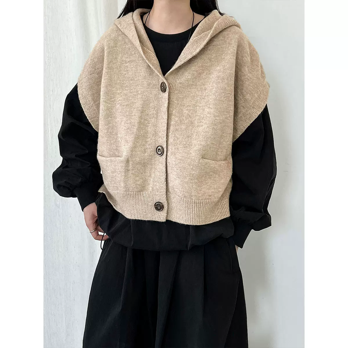 鹿西 韩系宽松大版连帽无袖针织开衫女秋季新款叠穿短款马甲ss845