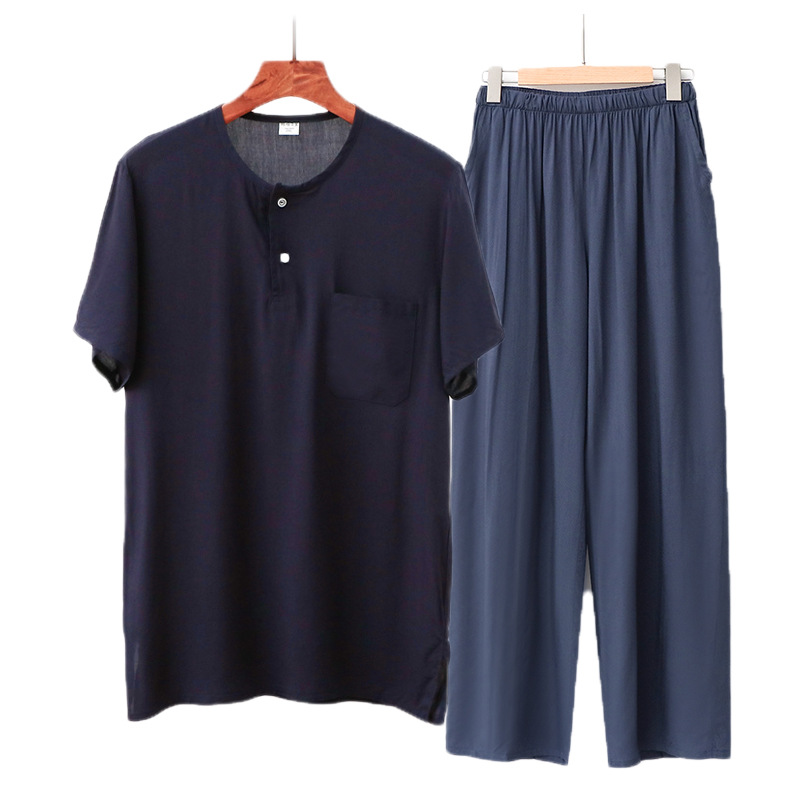 네이비 풀오버 + 회색 파란색 바지