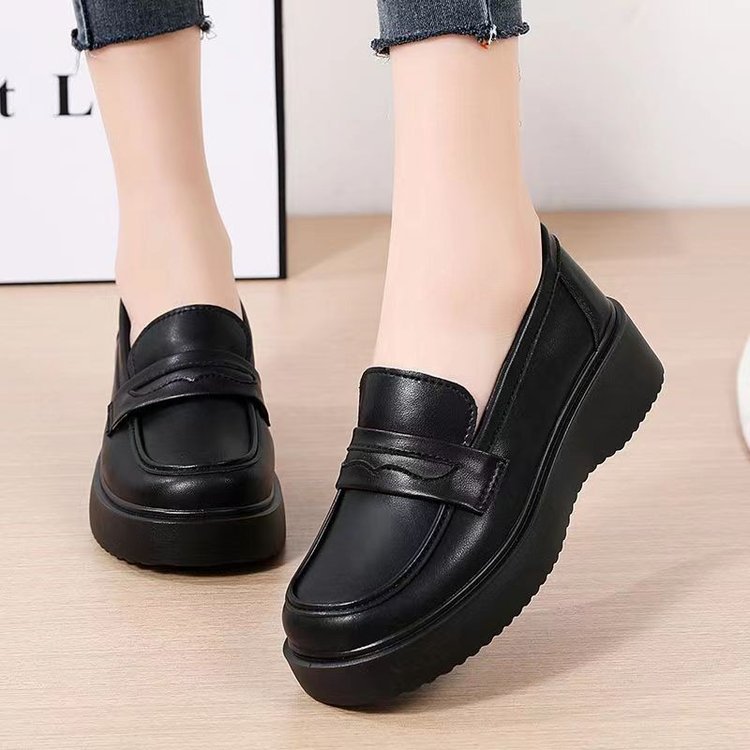 Gran Bretaña de suela gruesa para trabajar zapatos de cuero para mujeres 2025 nueva primavera Mary Jane Leaf zapatos de un solo pie zapatos para mujeres
