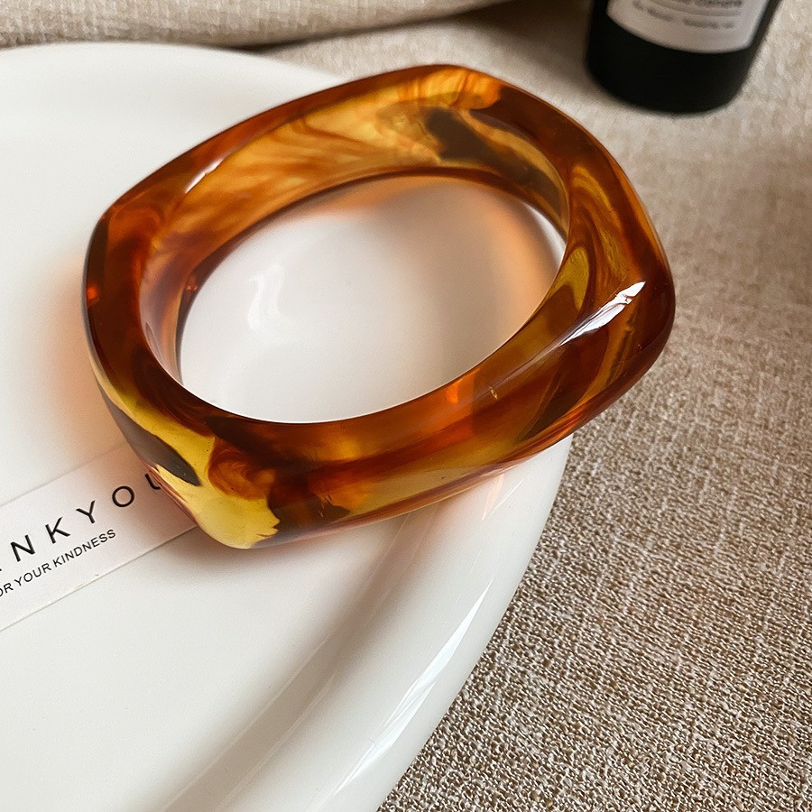 80 # Pulsera-Café profundo