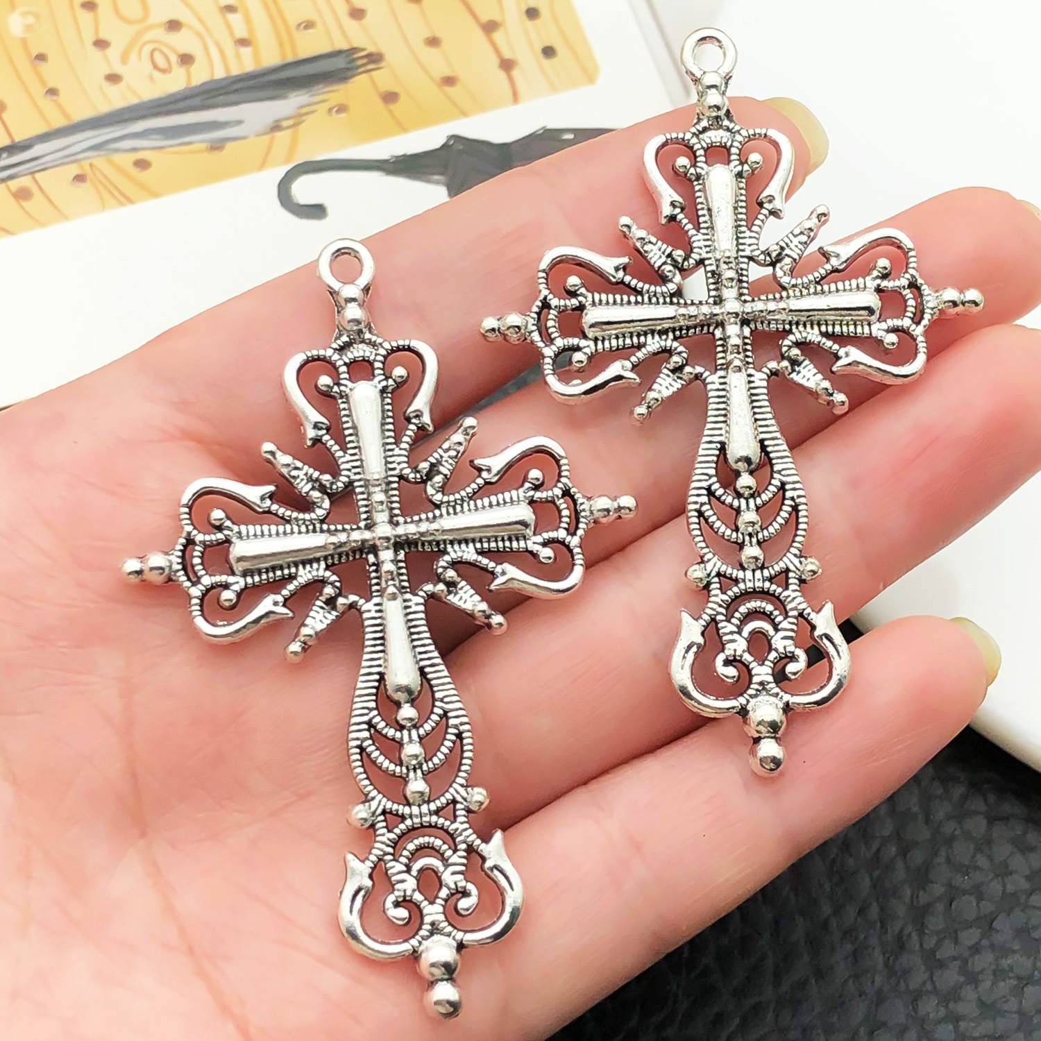 3342-X-古银锌合金十字架41x62-8.1g