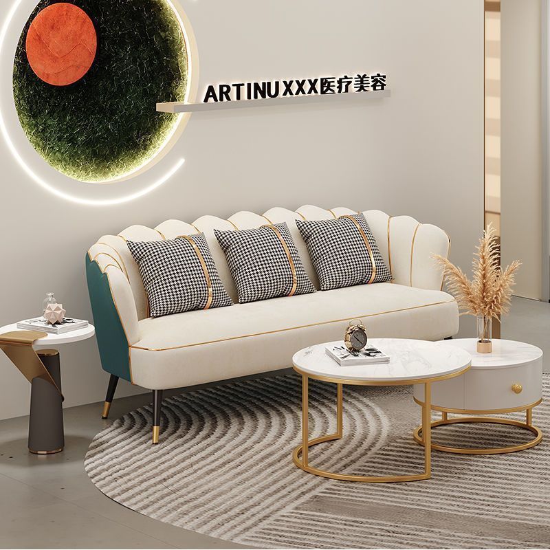 Dark green and off-white [technical cloth]