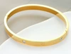 One diamond ten -character golden color