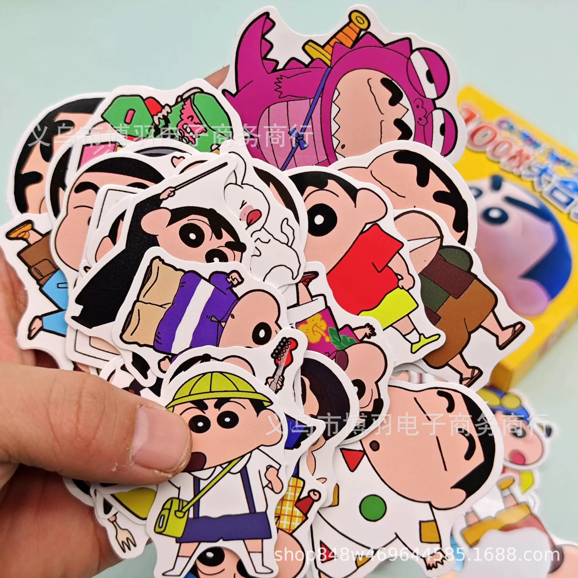 Cartoon cute crayons, sticker, gift box, high quality set for students