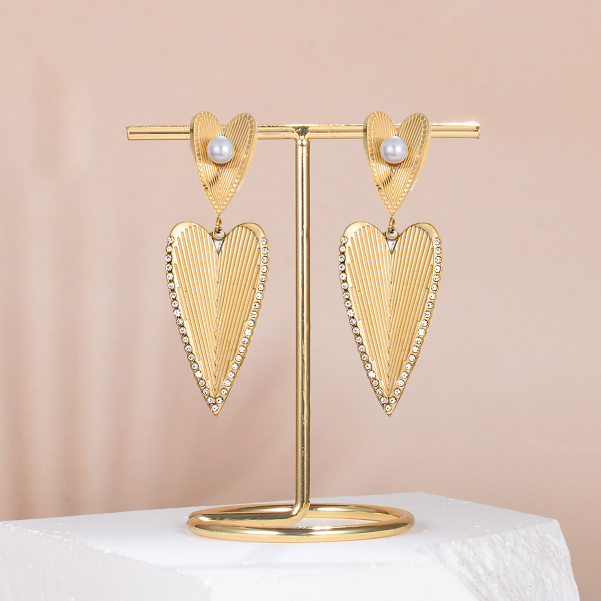 1 Pair Casual Exaggerated Heart Shape Plating Stainless Steel Drop Earrings display picture 7