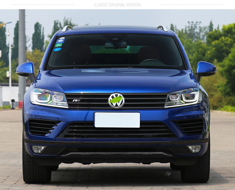 Suitable for 2011-2018 Volkswagen Touareg models, this is a black trim for the window sills, front grille, and front bumper, specifically designed for the "Black Warrior" modification