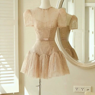 �޺ÿ���ײ���ٽz�̽��B��ȹŮ�e�ª���Ư�������Y�����@��С�Y��