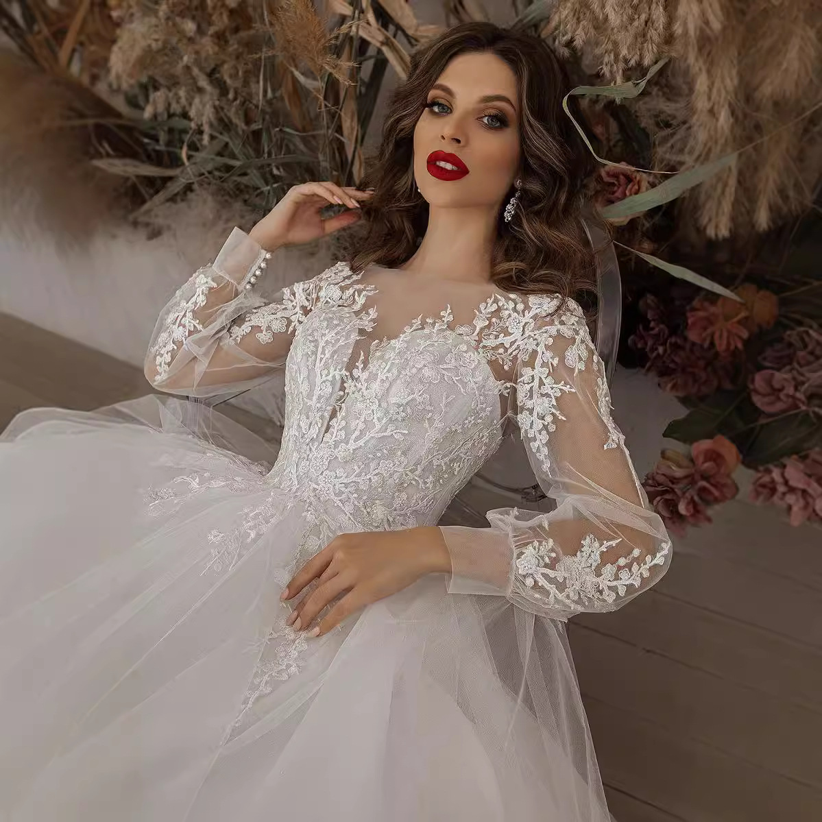 Personalizada Europa y los Estados Unidos comercio exterior vestido de boda nuevo encaje ligero gaze sexy burbuja fragancia vestido de boda de manga larga mujer image 4