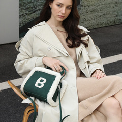 Lambskin Genuine Wool Women's 2024 New Design Crossbody Plush Bag Single Shoulder Crossbody Bag Handheld Fluffy Bag Square Bag