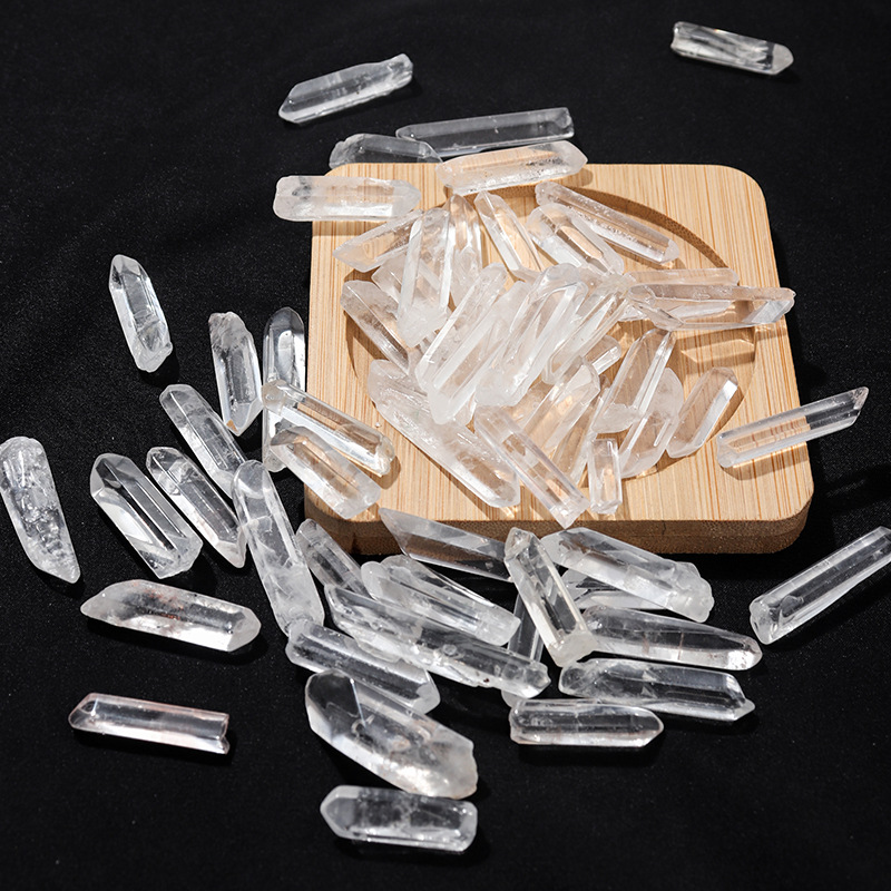 Natural white crystal column single crystal crystal strip mineral crystal ore specimen ornaments white crystal rough stone wholesale