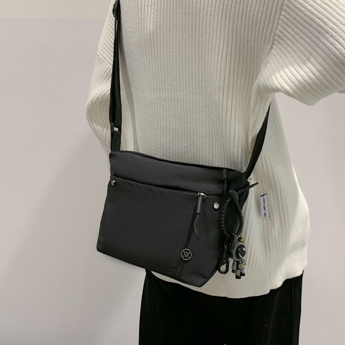 Women's Crossbody Bag 2025 New Style Fashion Versatile Canvas Bag Lightweight Waterproof Casual Walking Nylon Small Backpack for Women