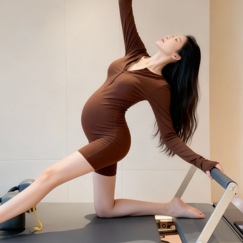 Maternity Jumpsuit 2026 New High-Elastic Comfortable Yoga Wear Bodysuit Autumn Fashion Pilates Training Outfit