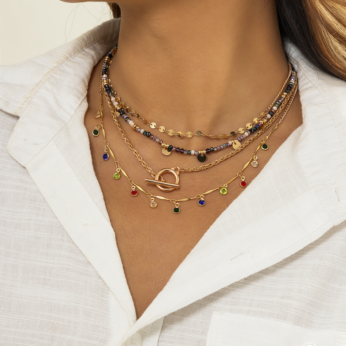 retro universal accessory with tassels