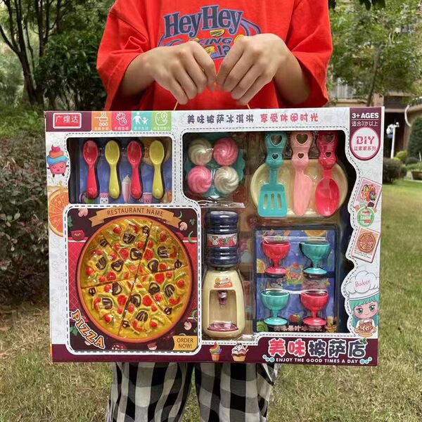 Family realistic set for kindergarten