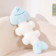 風魚の骨のソファーは枕の客間のアイデアを抱いて枕を飾ります。