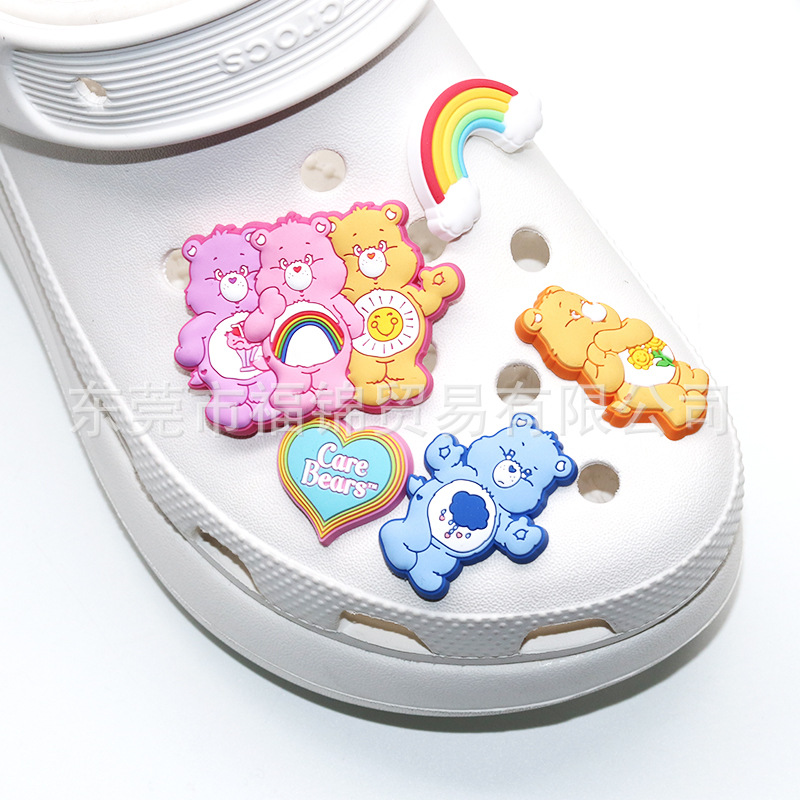 2025 verano nuevo agujero botón floral adorable arco iris oso botón decoración diy botón desmontable accesorios de zapatos botón