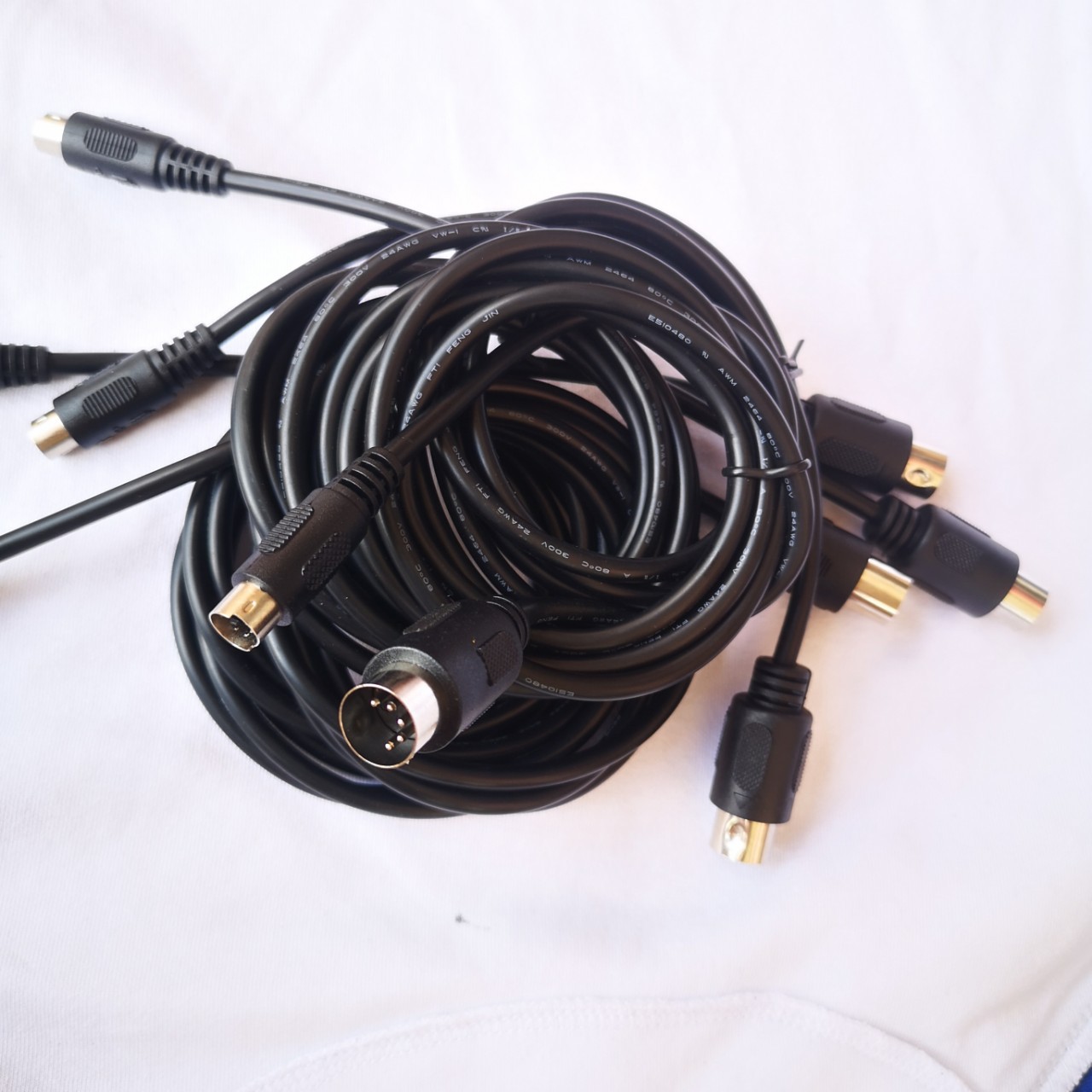 DIN9MD9Բ9ͨѶź9оsƵ