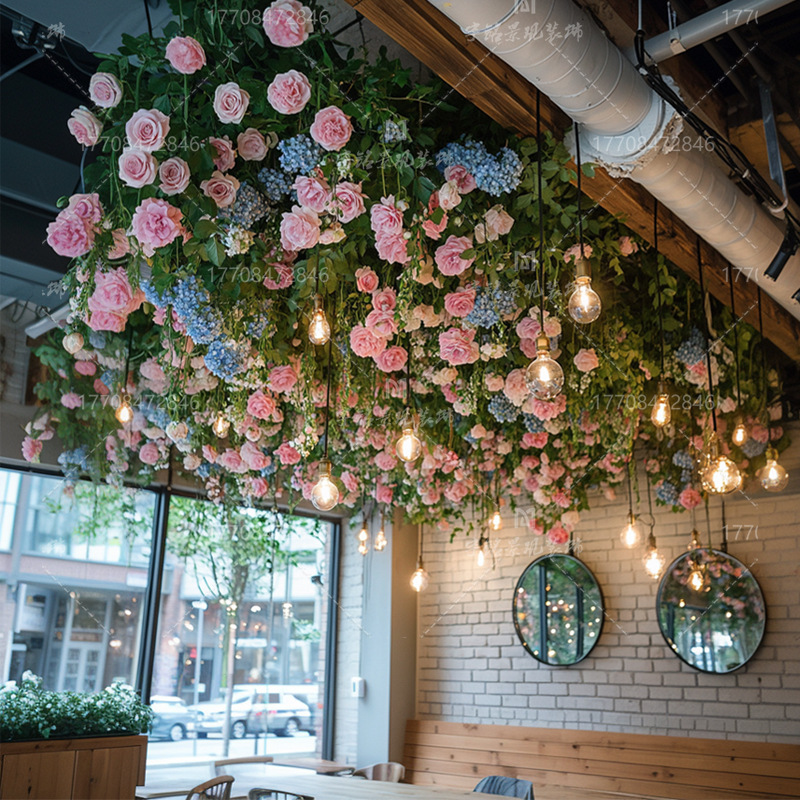 绿植吊顶装饰餐厅植物吊顶天花板顶部假花遮丑商场棚顶花艺