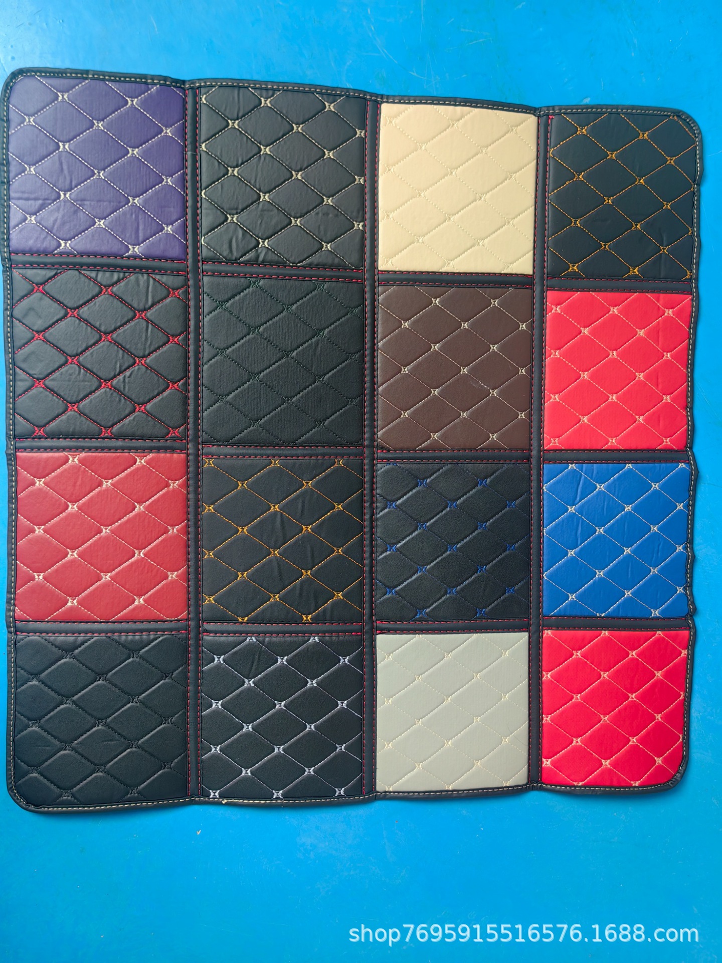Foreign Trade Supply Source: Universal Car Floor Mats, Non-Slip and Wear-Resistant Car Floor Mats, Three-Piece Set of Universal Car Mats