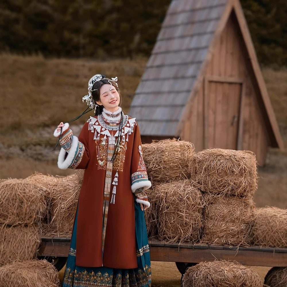 Ming Hanfu женский 2024 новый осенний и зимний облачный плечо конская юбка с воротником платье с воротником