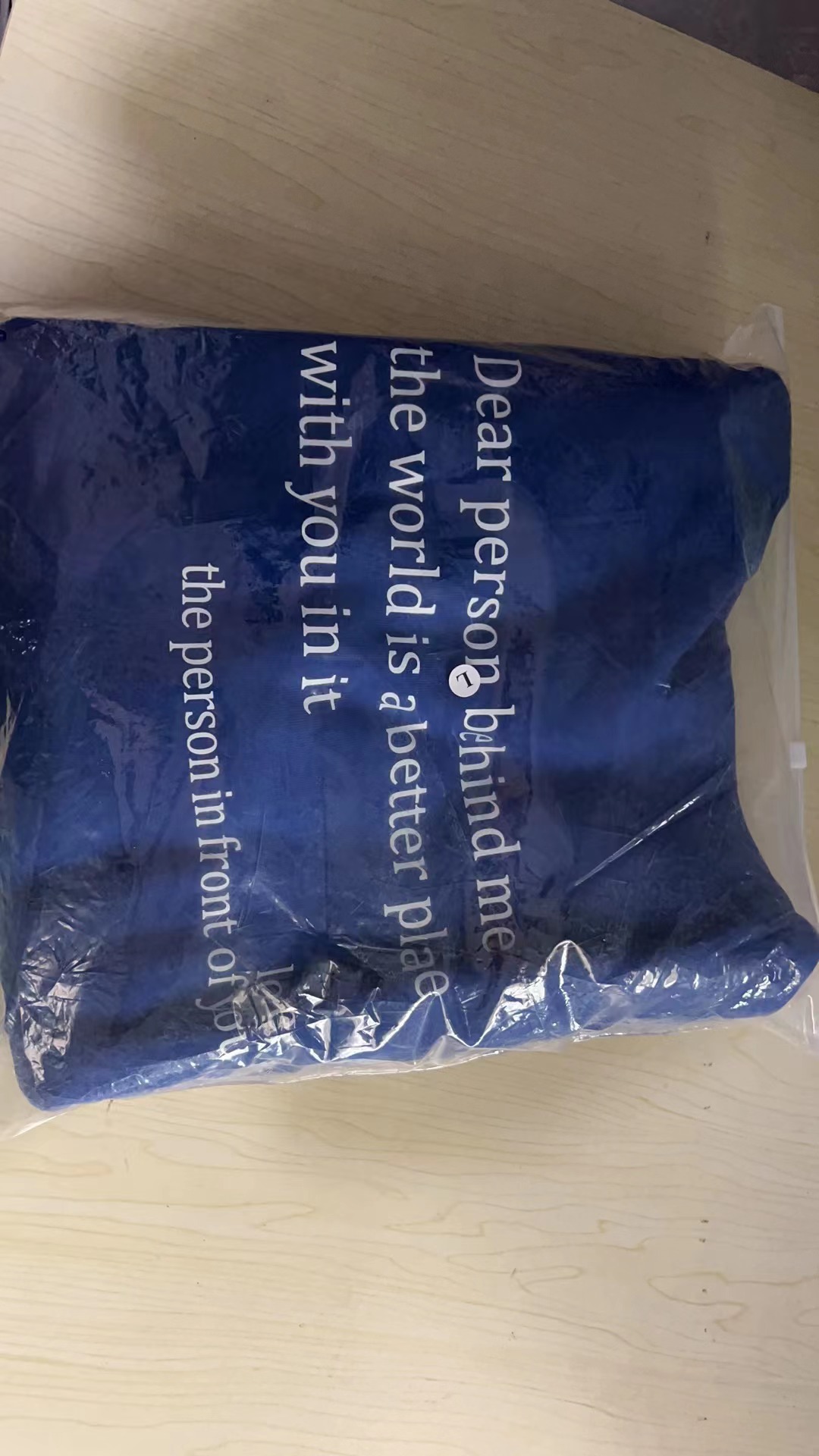 Sudadera con capucha con bolsillo canguro