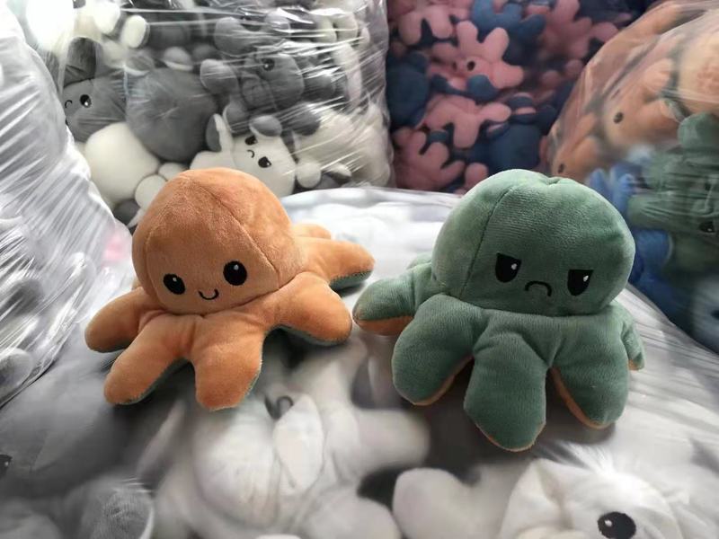 メーカー卸売りのタコの子供のペンダントのタコのぬいぐるみのぬいぐるみの子供のプレゼント|undefined