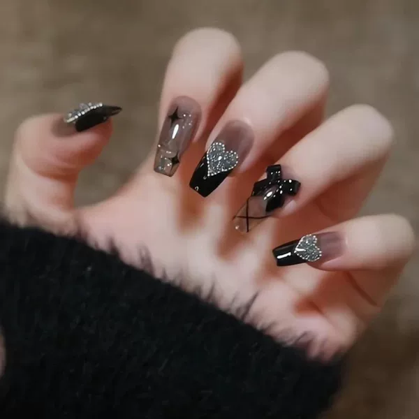 Cross-border Manicure Wear Armor Direct Paste Temperament Black Glitter Love Bow Direct Paste Fake Nail Patch