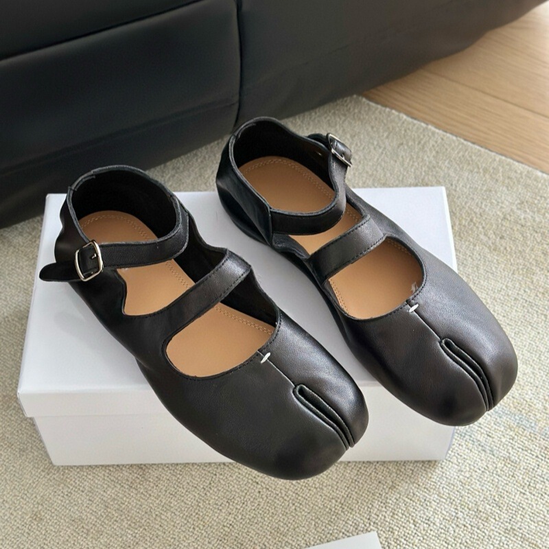 [Migua] Niche Style M6 Split-Toe Double-Strap Mary Jane Shoes Tabi Pig Trotters Flats Ballet Soft Shoes