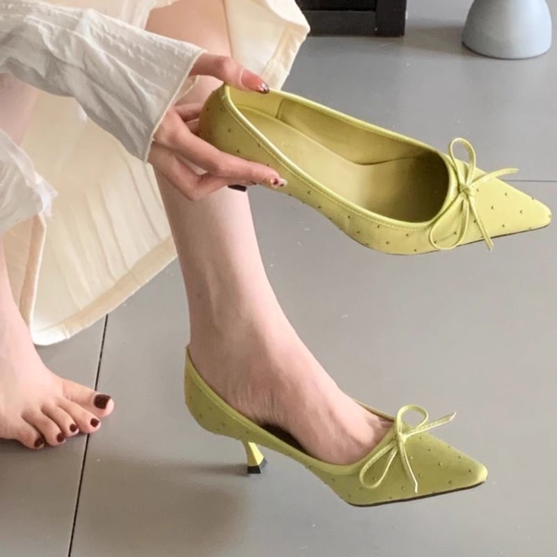 2026 Early Spring French-Style Kitten Heel Thin High-Heeled Shoes with Bow and Polka Dots, New Shallow Mouth Design with Shiny Rhinestones, Women's Single Shoes 2026 Early Spring French-Style Kitten Heel Thin High-Heeled Shoes with Bow and Polka Dots, New Shallow Mouth Design with Shiny Rhinestones, Women's Single Shoes
