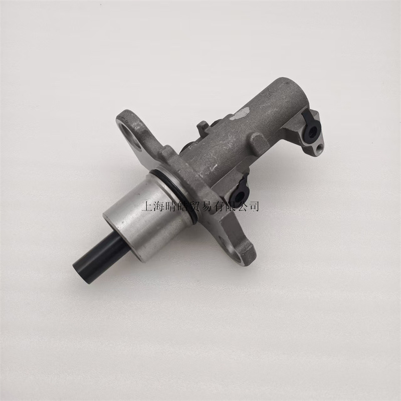 4D0611021A Is Suitable for Audi A4A6A7A8 Volkswagen Passat B5 Lingyu Brake Master Cylinder Brake Master Cylinder