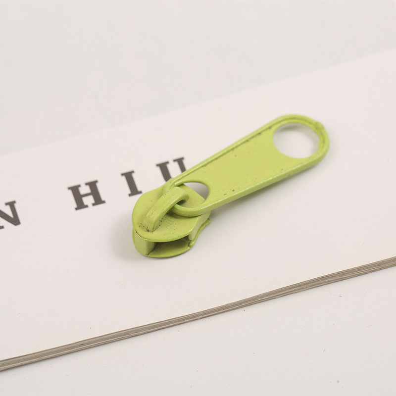 No. 5 fabricantes de cremallera de nylon nueva bolsa de maquillaje de color bolsas de lápiz gruesas cremallera al por mayor