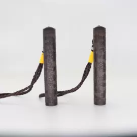 木质工艺品;美发梳;经络保健器材