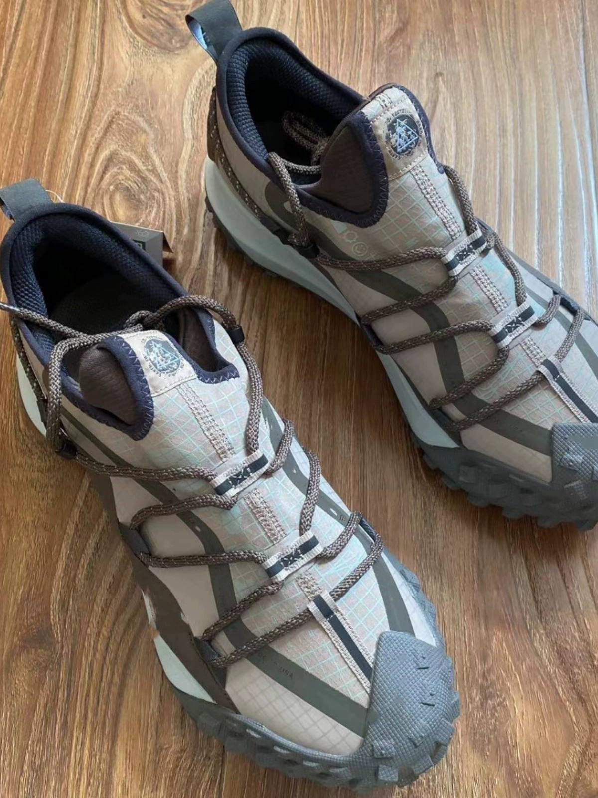 Cross-Border Putian Chunyuan Acg Outdoor Cross-Country Hiking Shoes for Men and Women, Waterproof and Non-Slip Sports Shoes in Stock