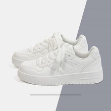 小白鞋女2025春季新款韩版学生高级感纯色板鞋小众厚底运动休闲鞋