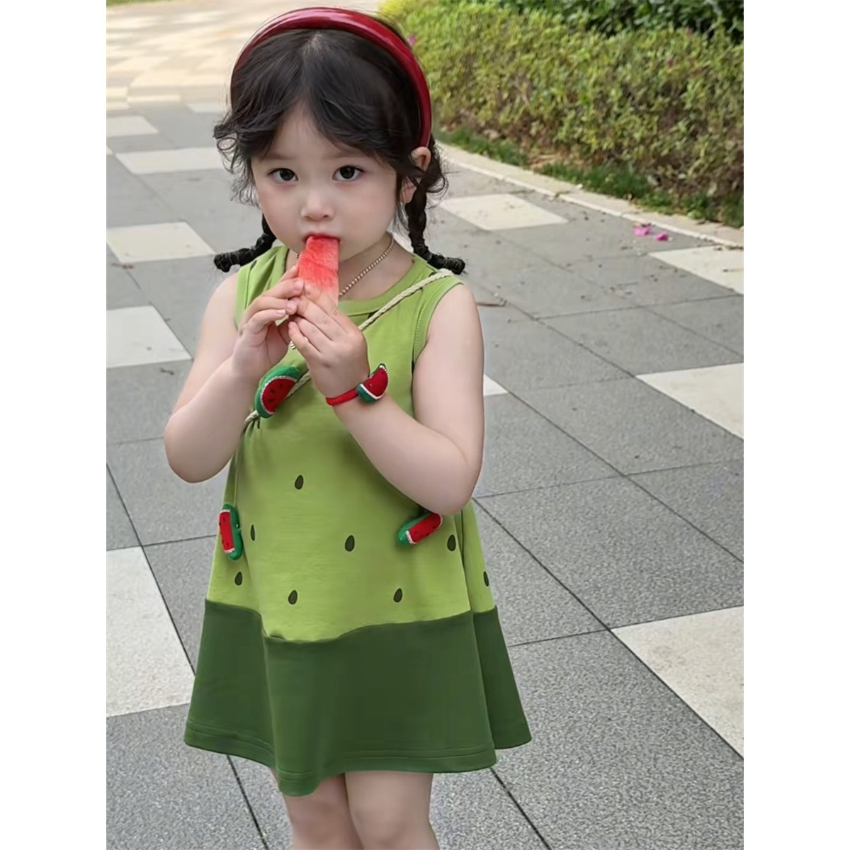 Vestido de bebé de siete niñas de limón salado verano nuevo estilo 25 verde fresco chaleco de sandía falda costura vestido de princesa tridimensional