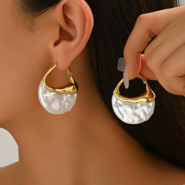 Cross-border Fashion European and American Style Jewelry Niche Light Luxury Inlaid Pearl Earrings All-match Elegant High-end Earrings for Women