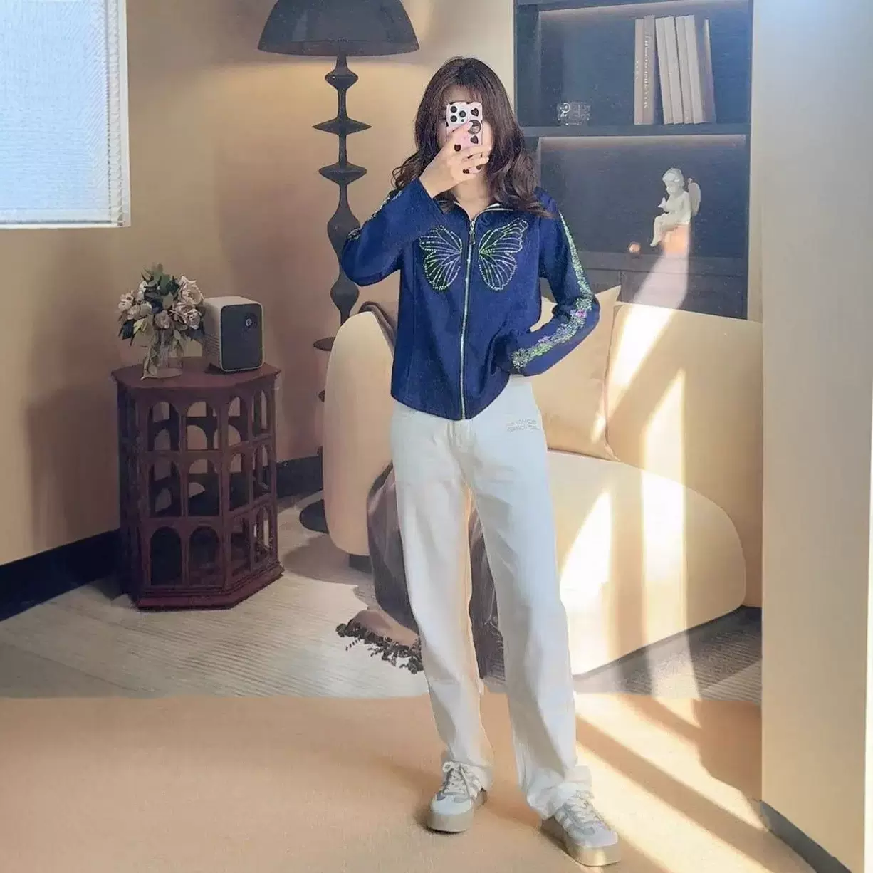 春夏白色简约显瘦直筒设计感时尚牛仔裤潮流时尚裤子日常百搭女装