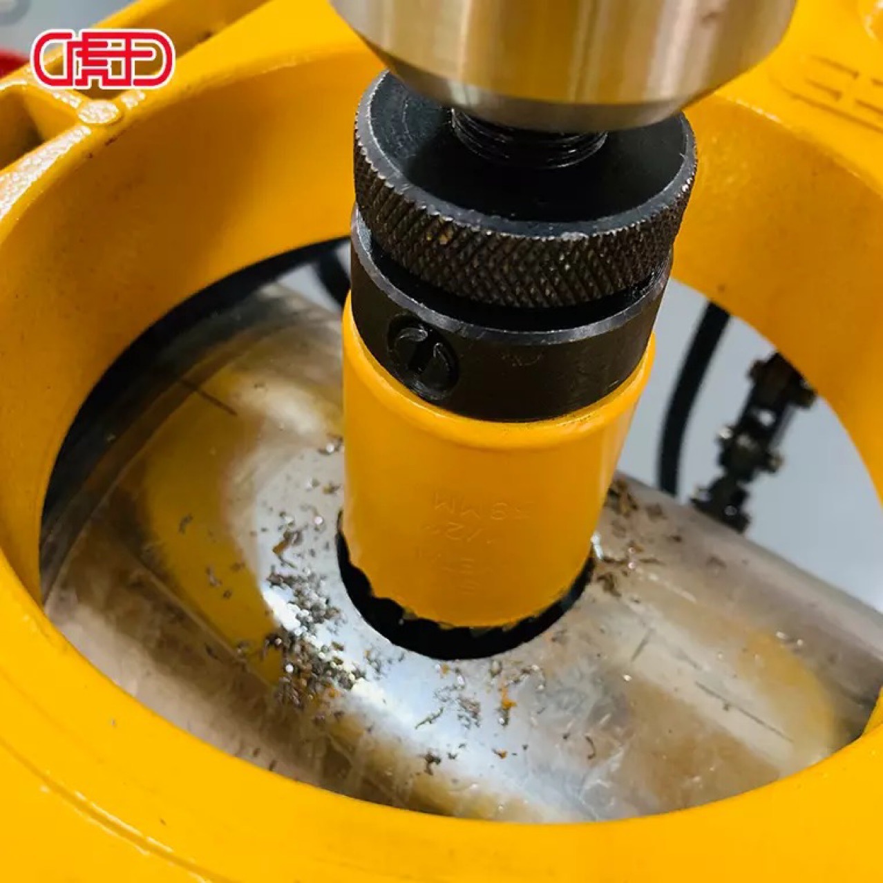 Tiger King Electric Hydraulic Hole Puncher 3