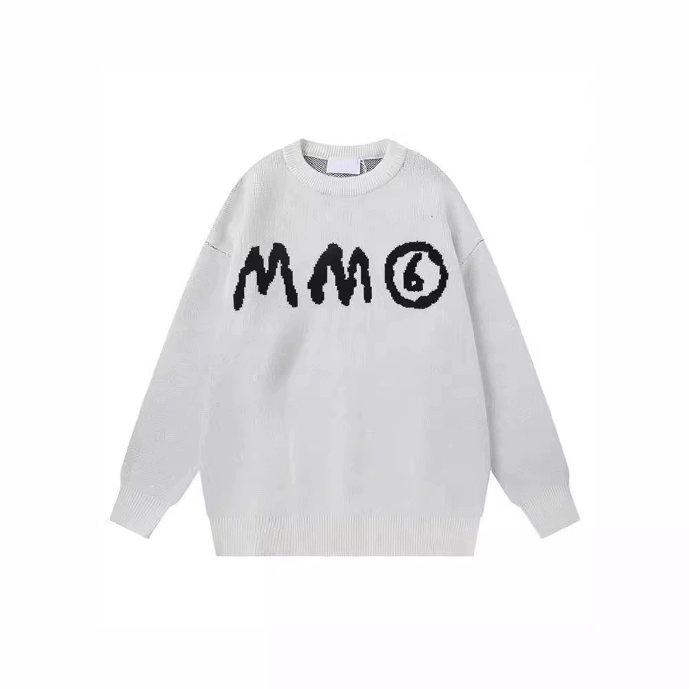 Спереди и сзади буквенные свитера с круглым вырезом