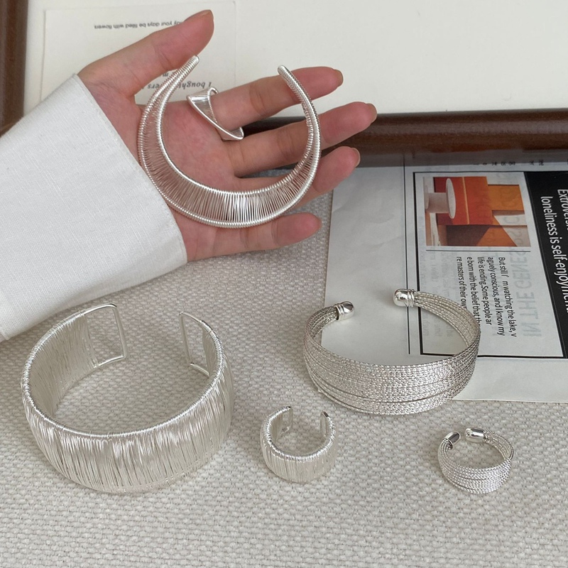 Silver Vertical Stripe Brushed Wide Open Bracelet and Ring Set, Light Luxury Niche Minimalist Texture Armor Bracelet Silver Vertical Stripe Brushed Wide Open Bracelet and Ring Set, Light Luxury Niche Minimalist Texture Armor Bracelet