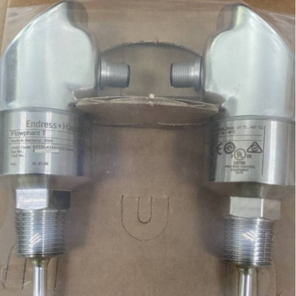 现货E+H水分析变送器CM442-AAM1A2F010A+AK