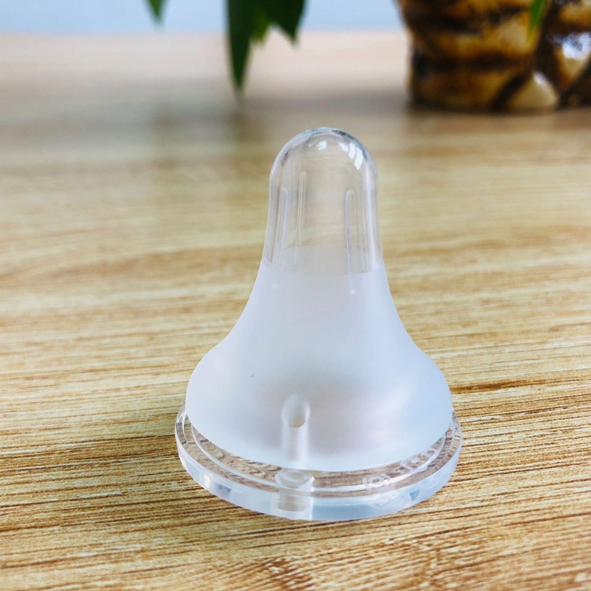 Directo de fábrica de calibre estándar helado pezón leche materna sentido Real completo de silicona pezón