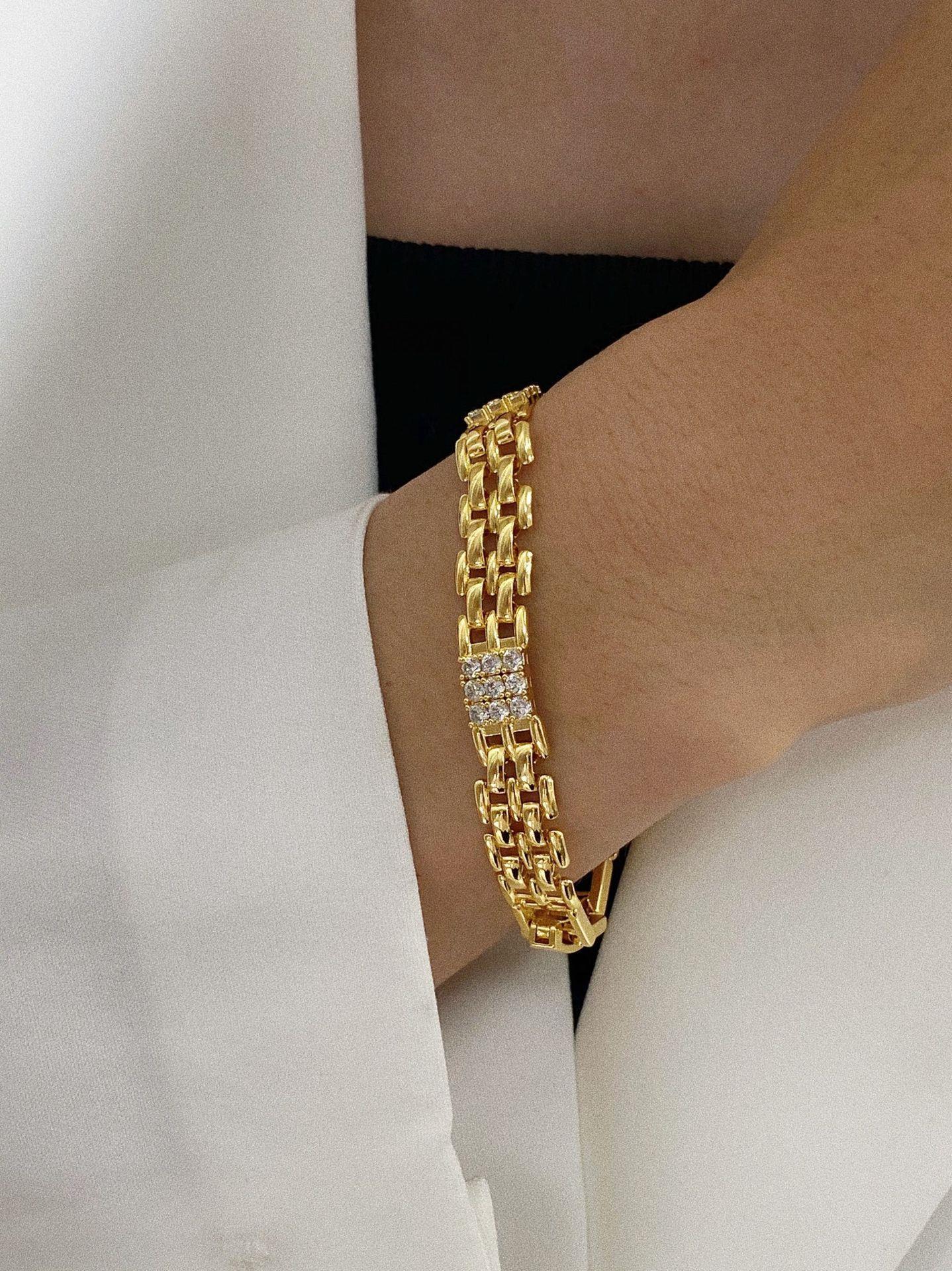 Luxurious Geometric Copper Plating Zircon Bracelets